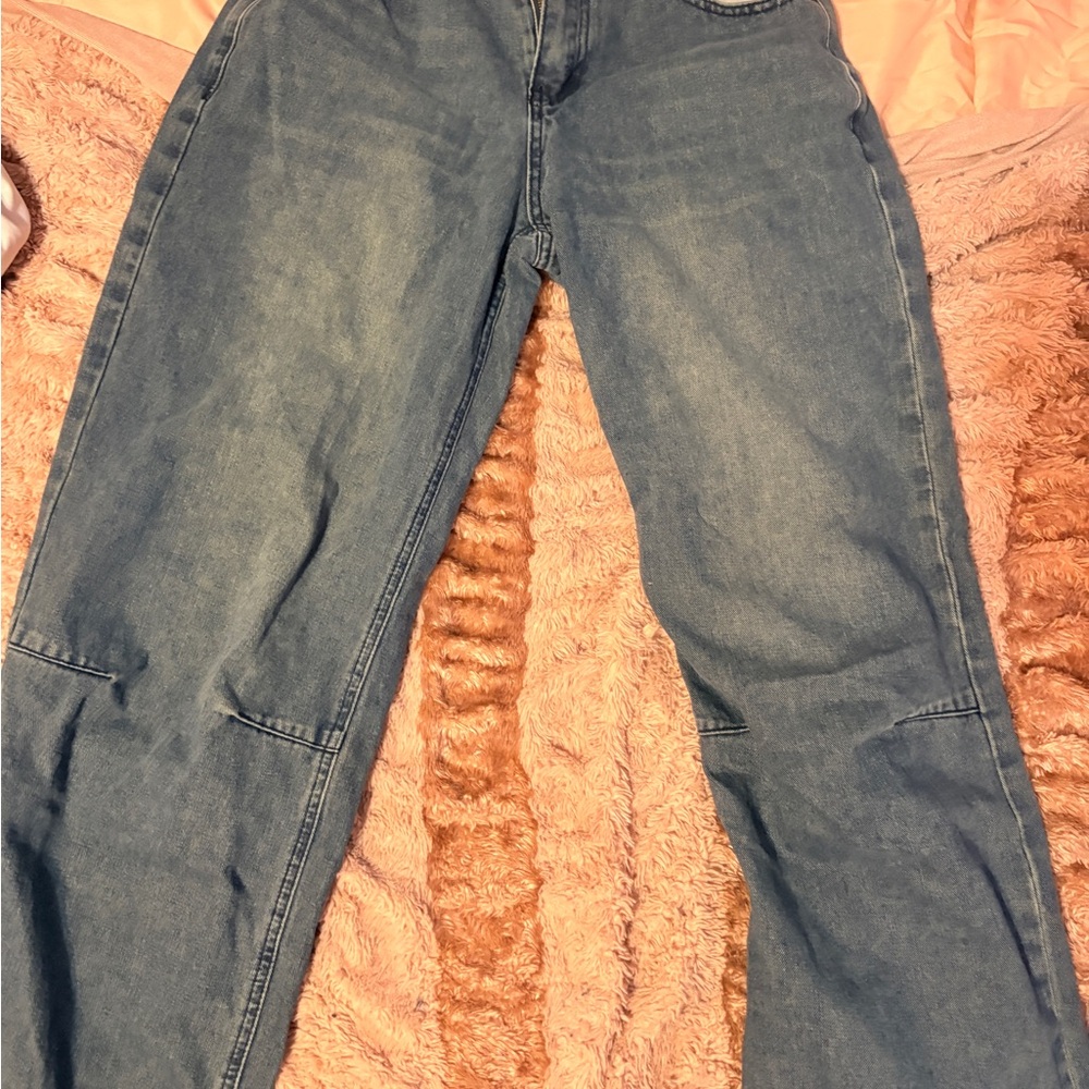 Baggy tinted jeans
